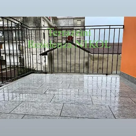 Residenza Nikol アパート *