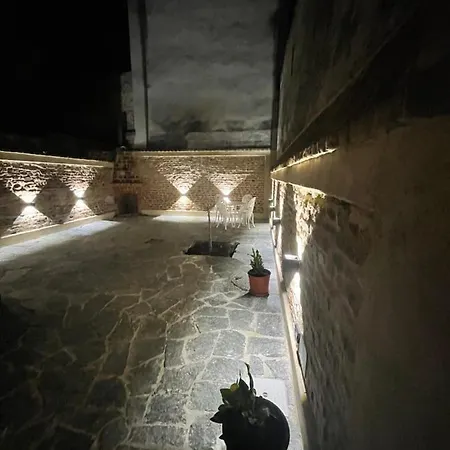 Residenza Nikol Apartmán *