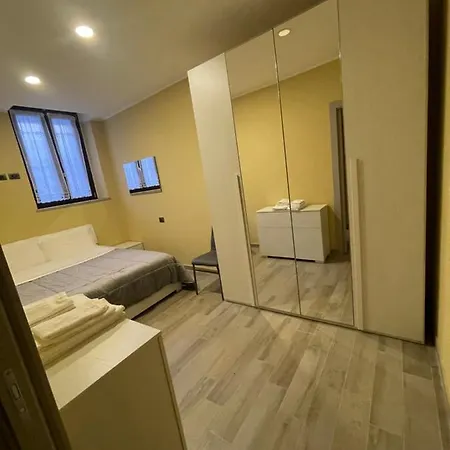 Residenza Nikol アパート カザーレ・モンフェッラート